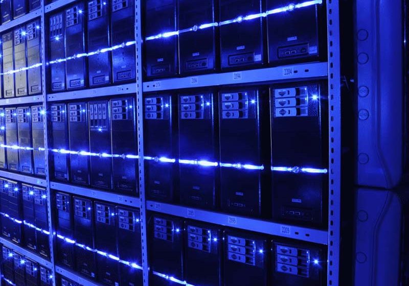  Gestión de almacenamiento, respaldo y contenidos. Software de infraestructura tradicional y en la nube.