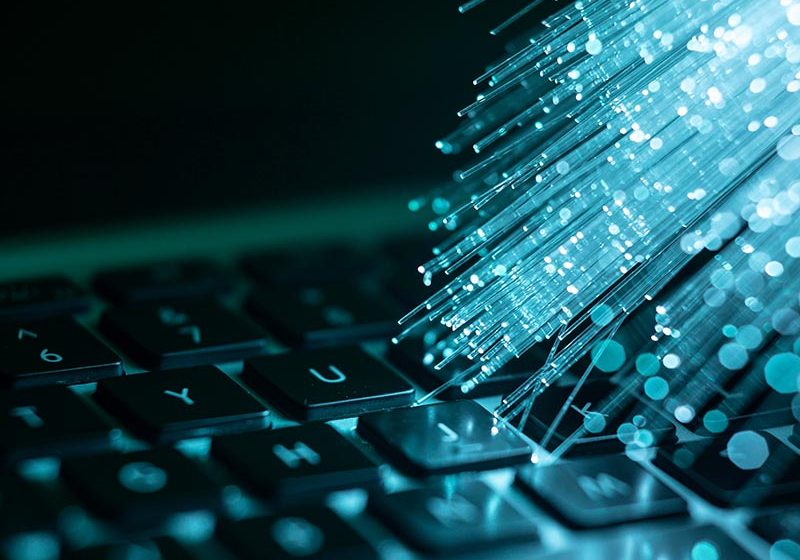  El 30% de las contrataciones de internet fijo en el país representan tecnologías de fibra óptica e inalámbrica.