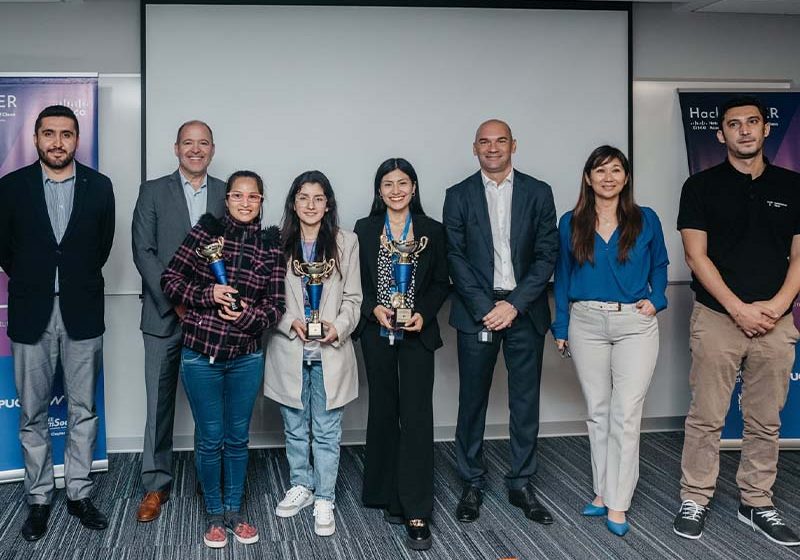  Se llevó a cabo primera competencia hackacyber para mujeres