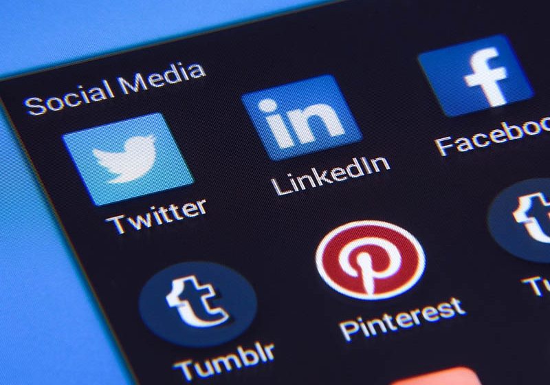  LinkedIn lanza nueva función de seguridad para identificar perfiles falsos