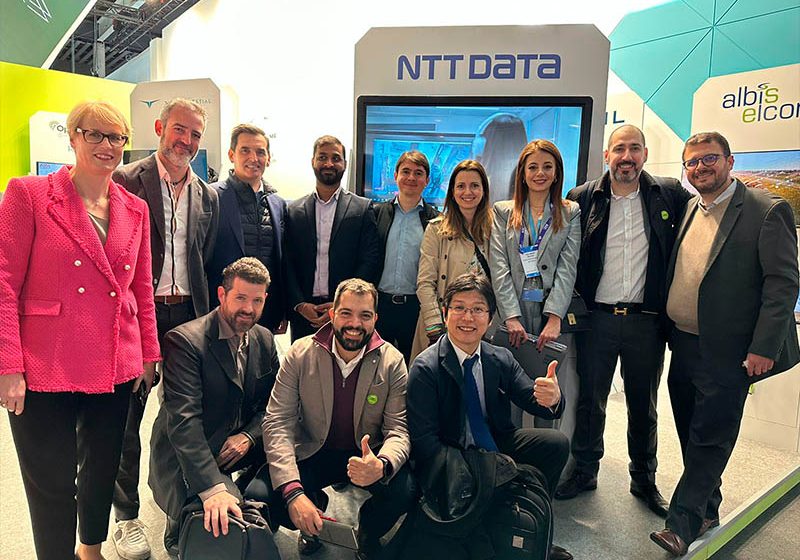  NTT DATA presenta innovaciones como estacionamiento automatizado, simuladores 3D y aplicaciones de realidad aumentada en el Mobile World Congress