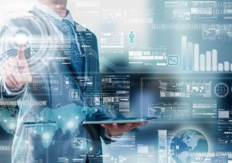  Hitachi: Los clientes deben decidir si se mudan a un Data Center Híbrido o migran  completamente a la Nube