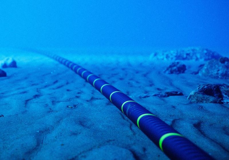  La forma más rápida de conectarse a la nube es bajo el agua