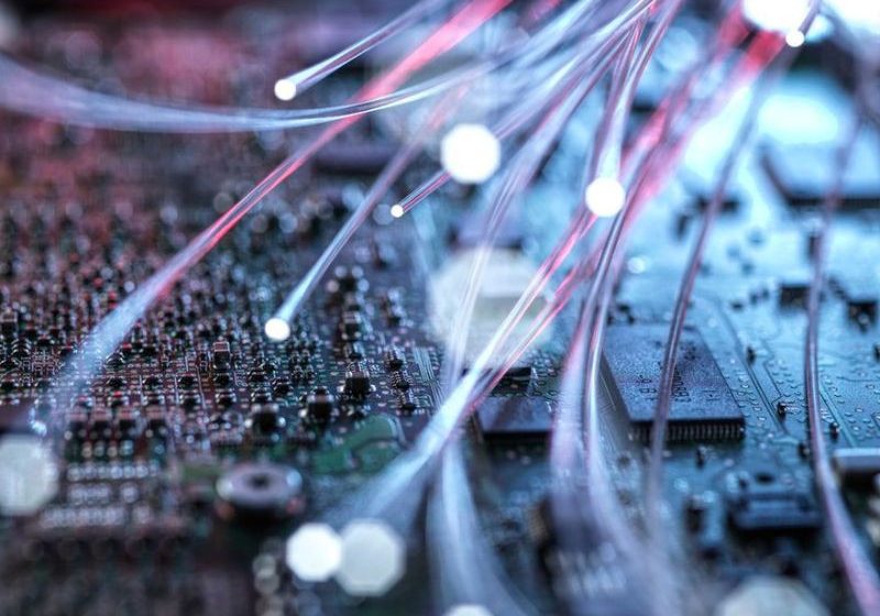  La fotónica podría tener grandes beneficios para los centros de datos