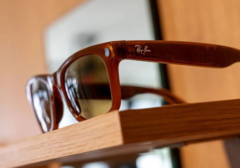  Meta responde al Apple Vision Pro con sus primeras gafas inteligentes con pantalla integrada