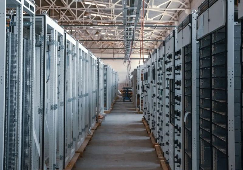  El reto verde de los centros de datos: reducir la huella de carbono mientras aumenta la demanda