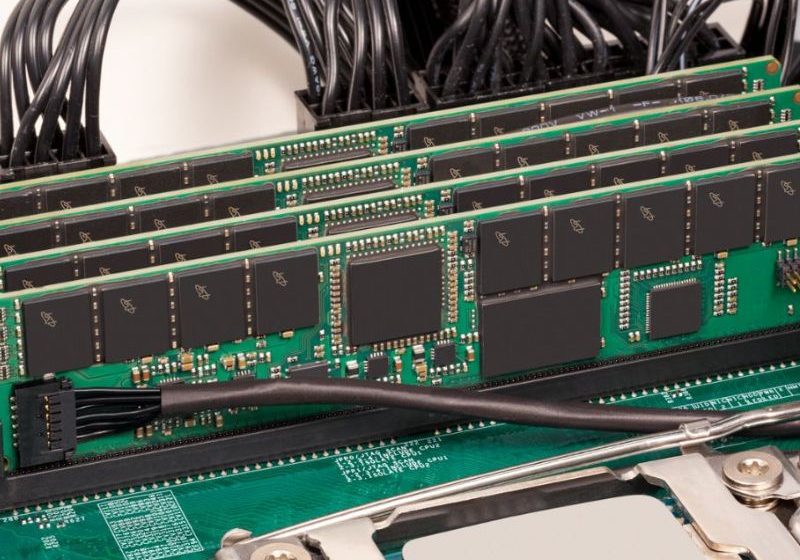  Los precios de las memorias para servidores podrían duplicarse en 2026 por la presión de la IA sobre la oferta