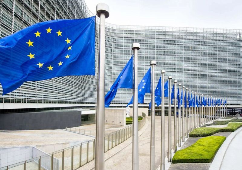  La Unión Europea planea flexibilizar el RGPD en materia de inteligencia artificial y ‘cookies’