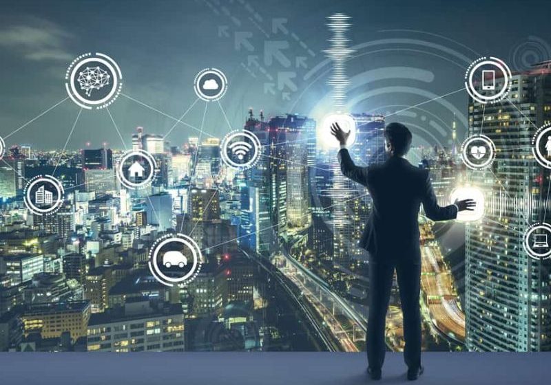  Tener éxito en la transformación digital y la nube a través de lo híbrido por diseño