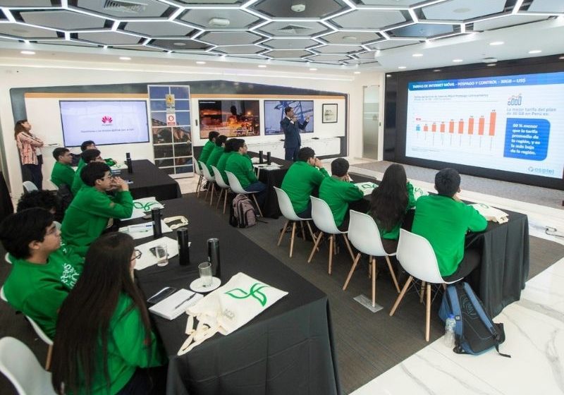  Servicios de telecomunicaciones y acceso a internet avanzan en el mercado peruano