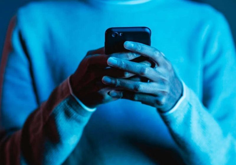  Identifican malware que se infiltra en aplicaciones de la App Store y Google Play