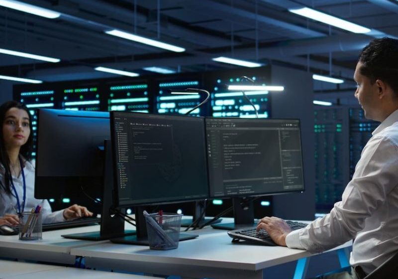  El modelo tradicional de ciberseguridad pierde terreno: 90% de las empresas ya no la gestionan solas
