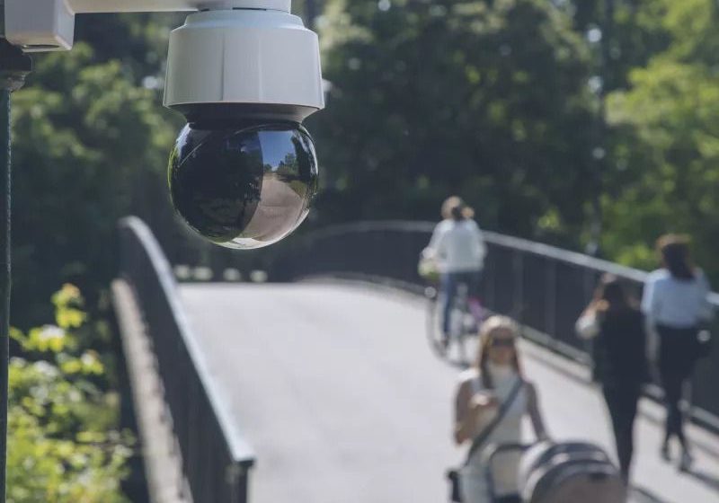  Inteligencia artificial y cámaras inteligentes redefinen el futuro de las ciudades modernas 