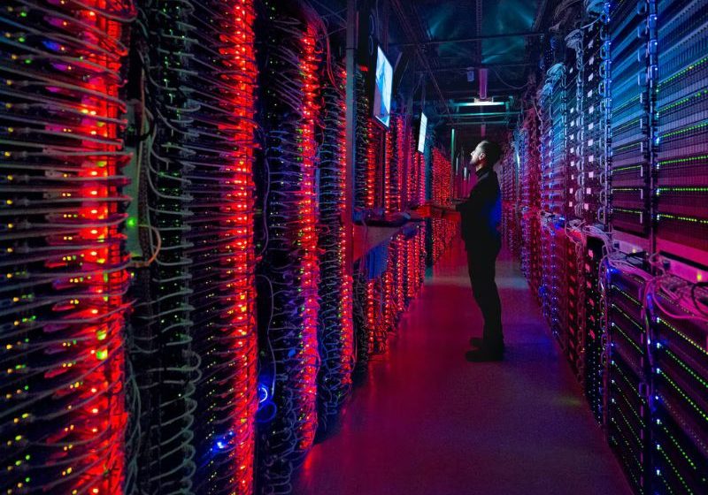  Cuando los centros de datos cuentan con su propio suministro eléctrico